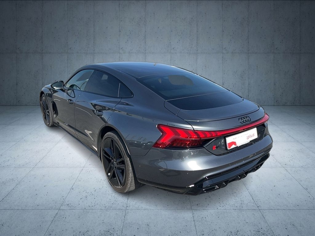 Audi RS e-tron GT 2024