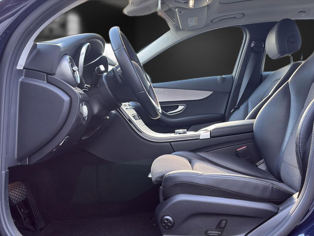 Mercedes-Benz C 300 2020