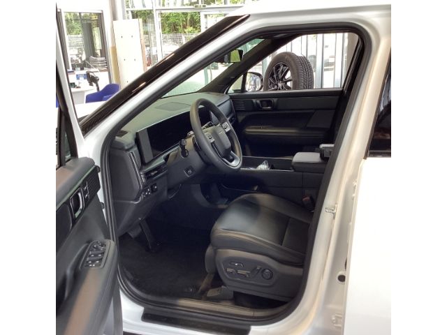 Hyundai SANTA FE 2025