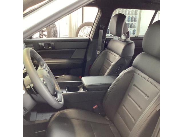 Hyundai SANTA FE 2025