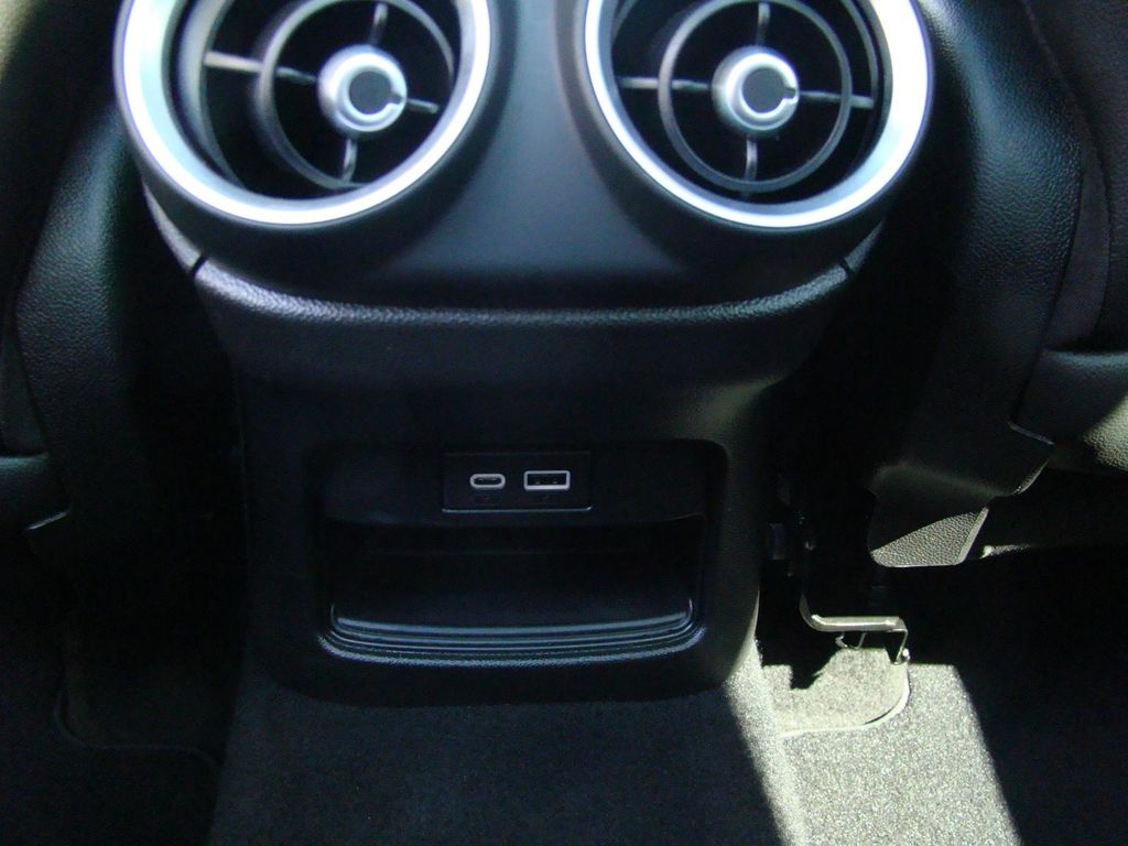 Alfa Romeo Stelvio 2024