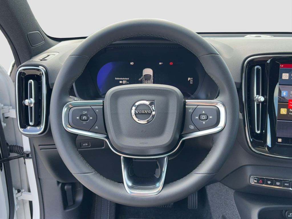 Volvo C40 2025