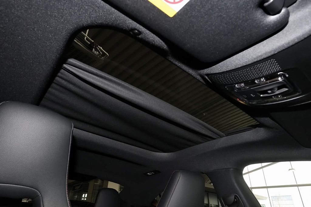 Mercedes-Benz CLA 200 2025