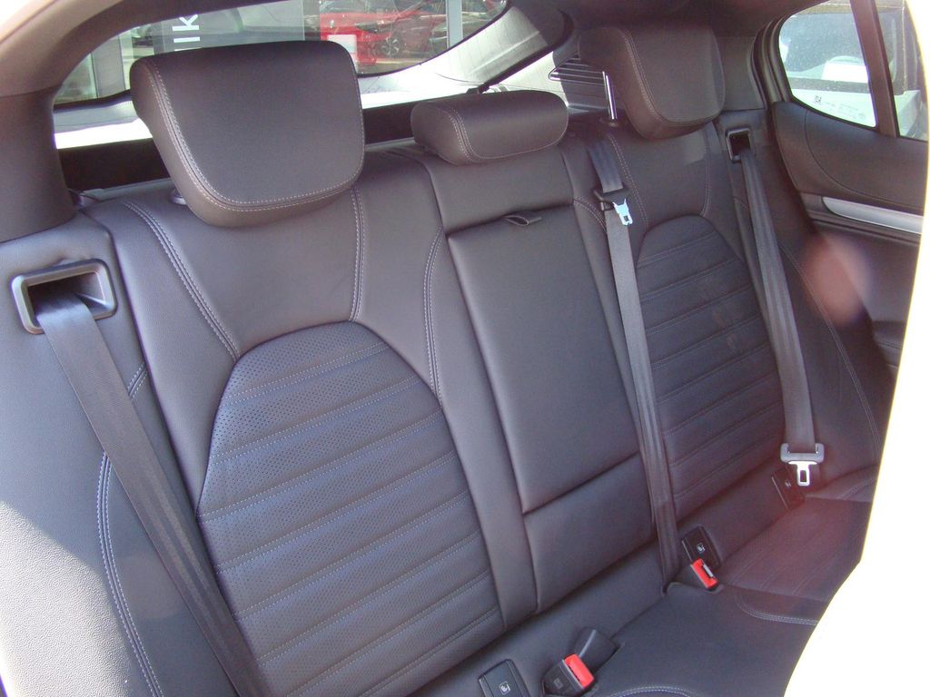 Alfa Romeo Stelvio 2024