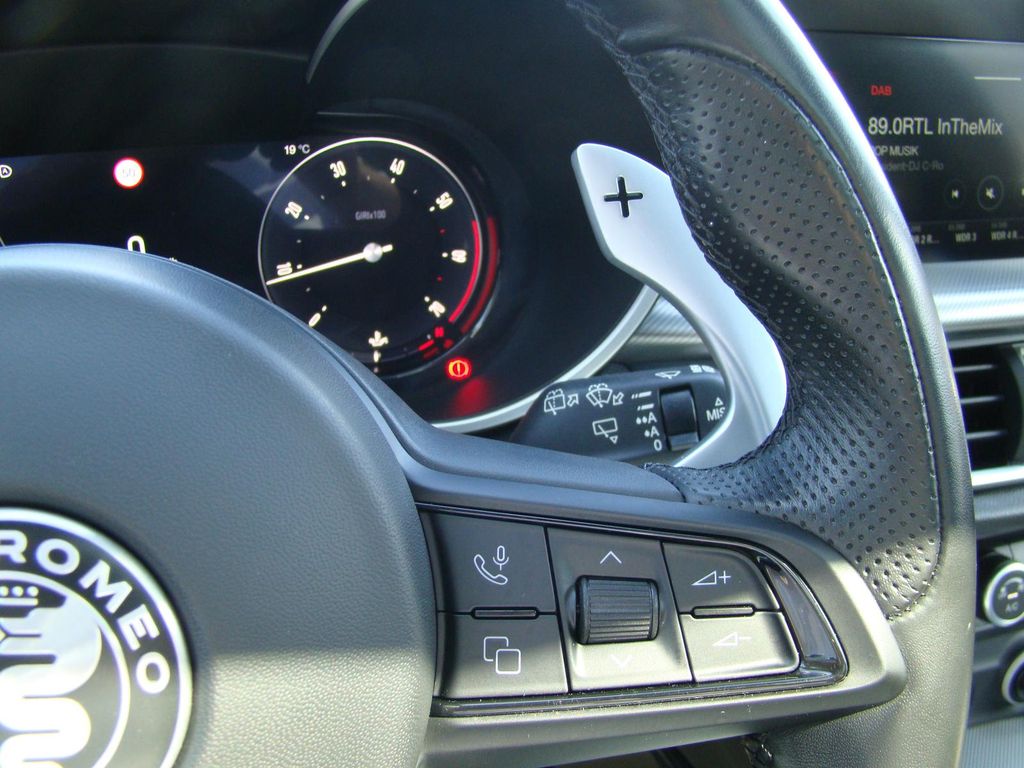 Alfa Romeo Stelvio 2024