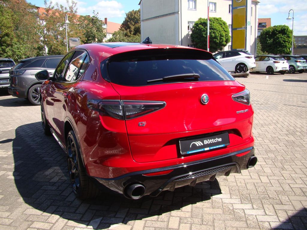 Alfa Romeo Stelvio 2024
