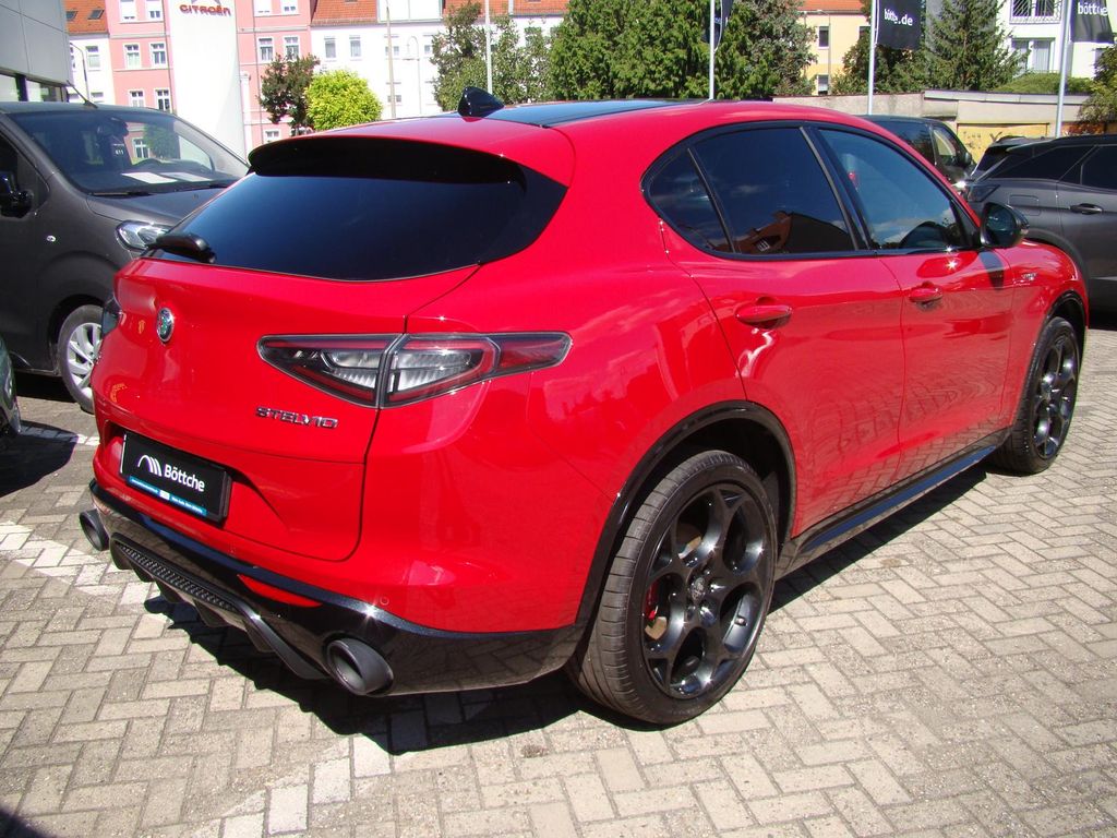 Alfa Romeo Stelvio 2024