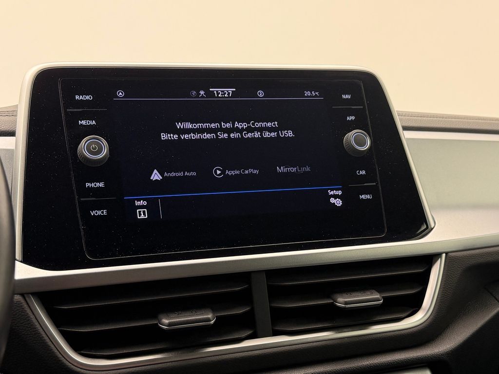 Volkswagen T-Roc 2023