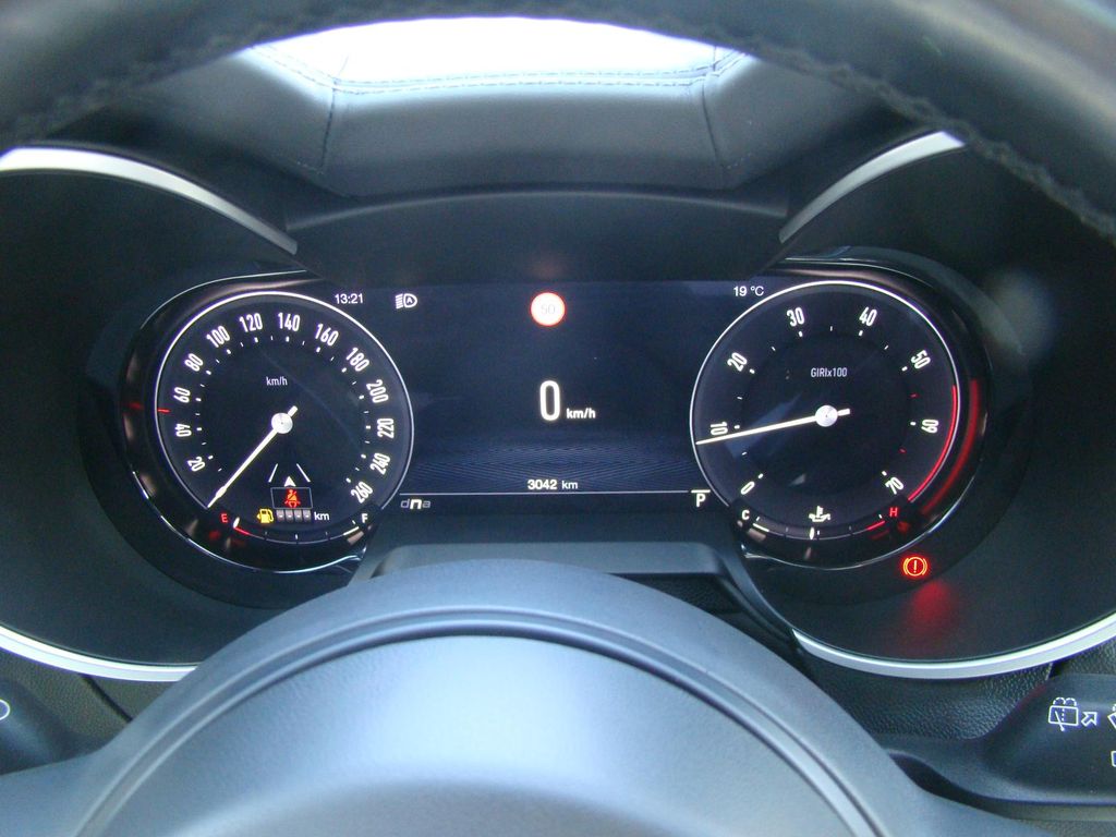 Alfa Romeo Stelvio 2024