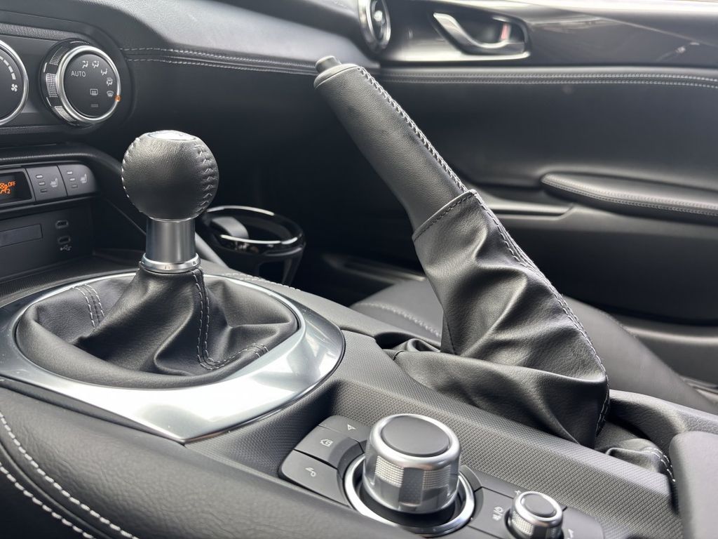 Mazda MX-5 2025