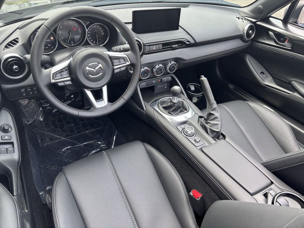 Mazda MX-5 2025