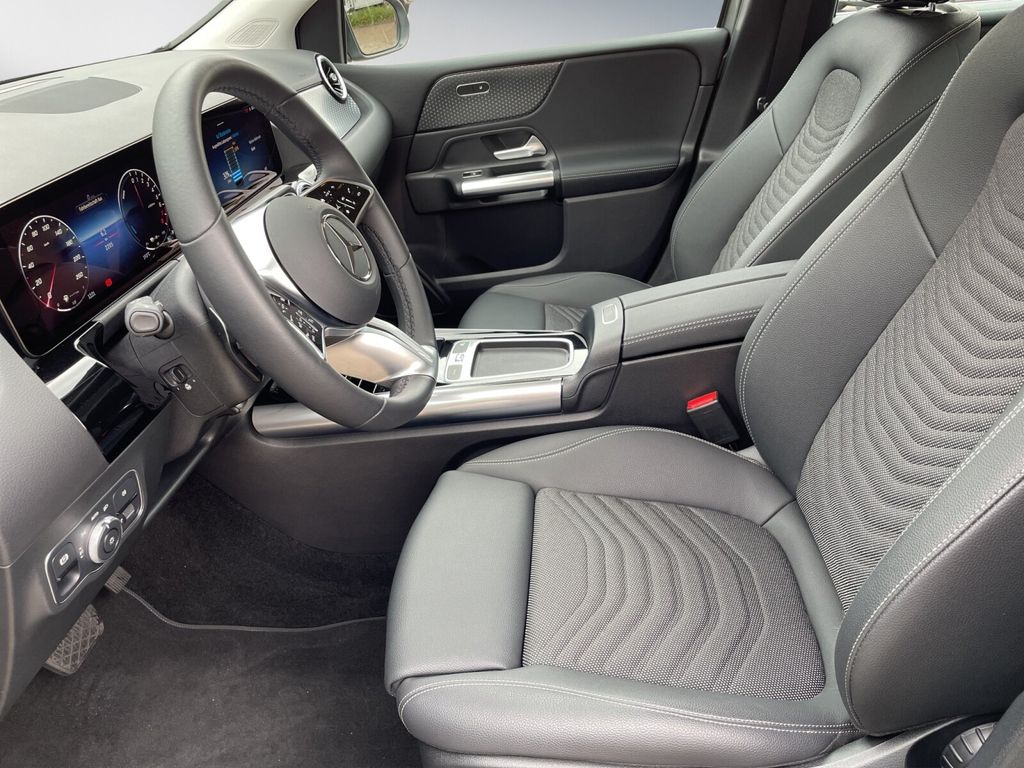 Mercedes-Benz B 250 2024