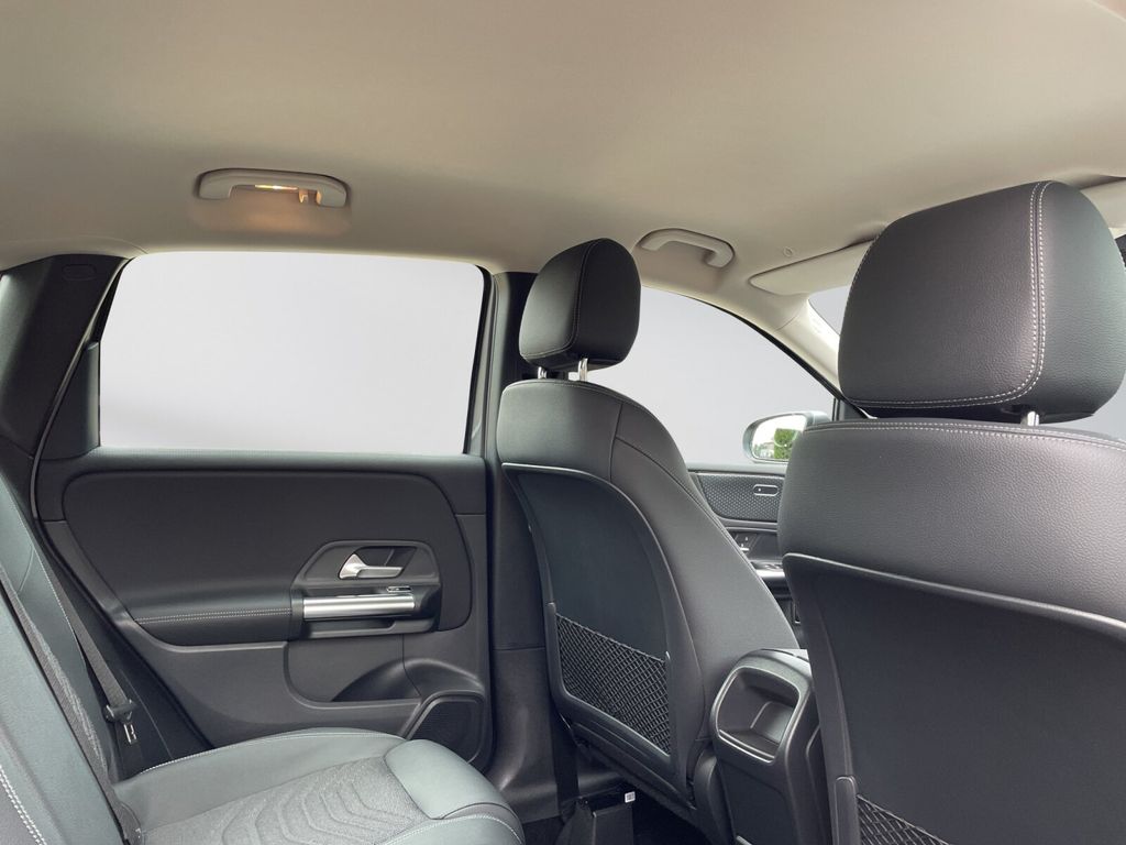 Mercedes-Benz B 250 2024