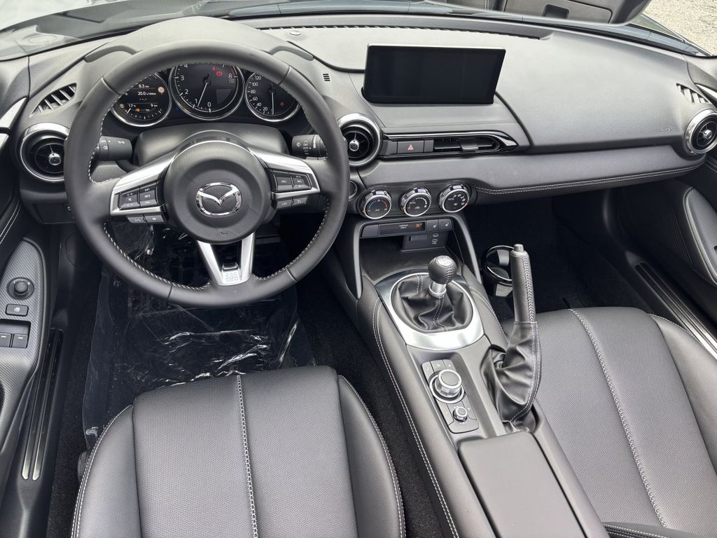 Mazda MX-5 2025