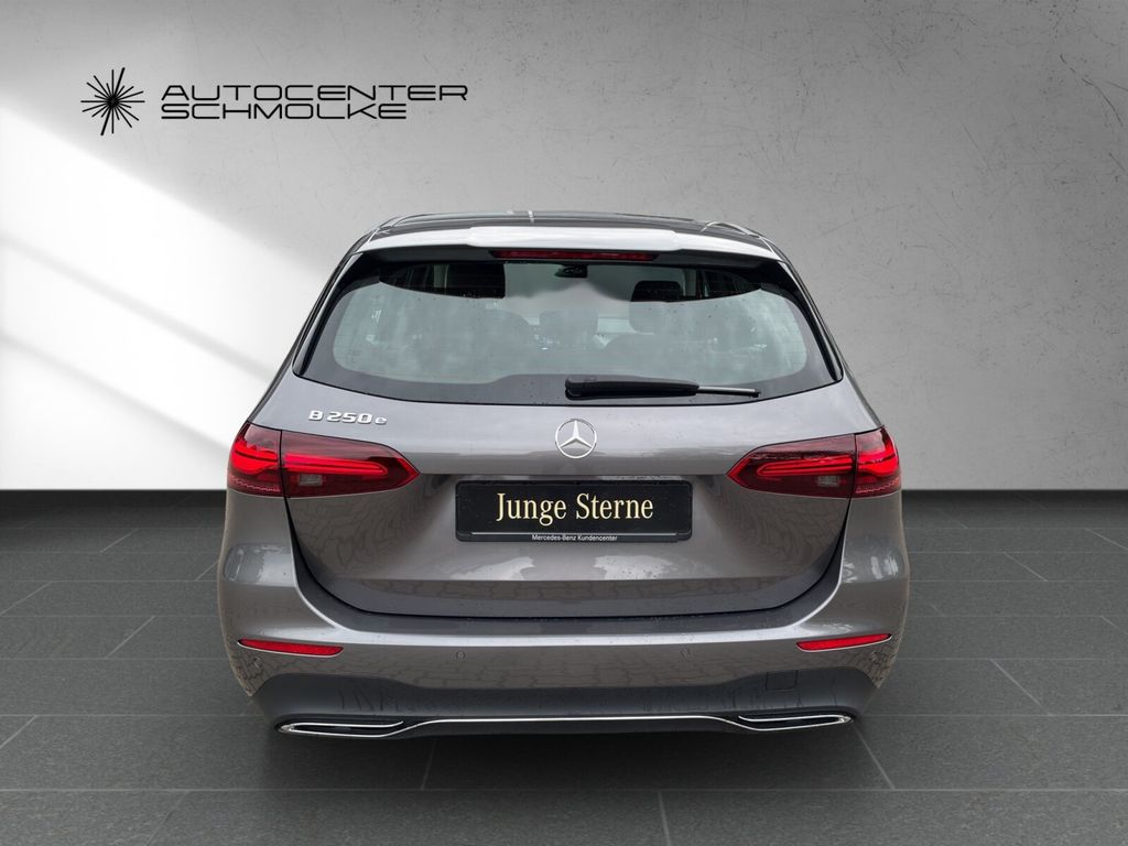 Mercedes-Benz B 250 2024