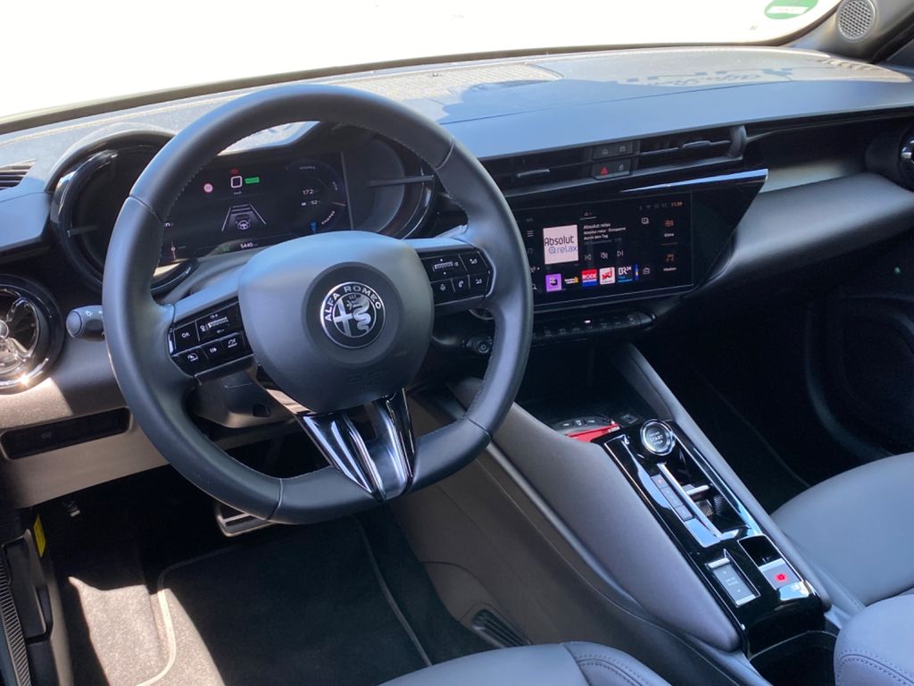 Alfa Romeo Junior 2024