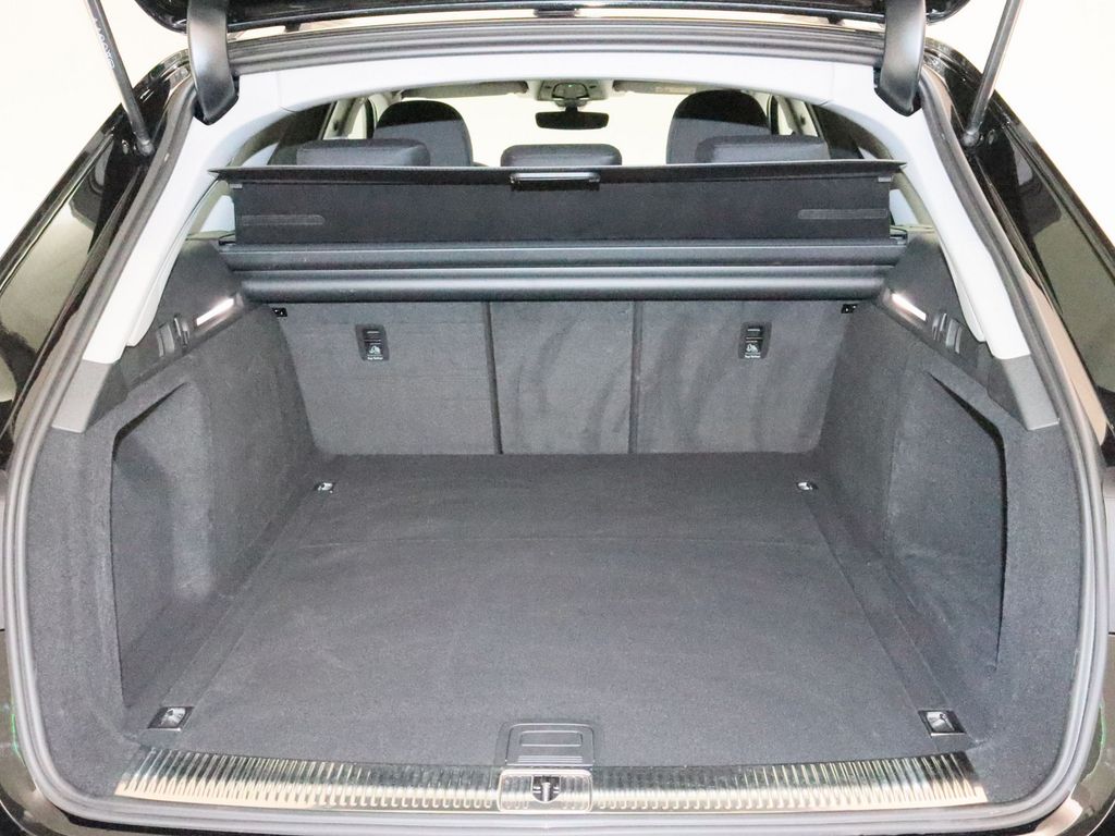 Audi A4 Allroad 2023