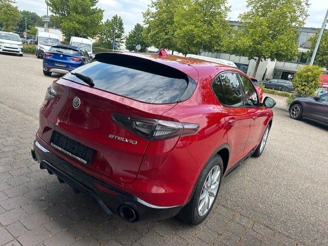 Alfa Romeo Stelvio 2023