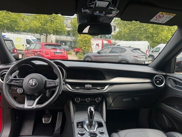 Alfa Romeo Stelvio 2023