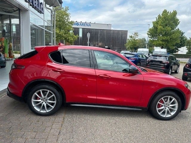Alfa Romeo Stelvio 2023