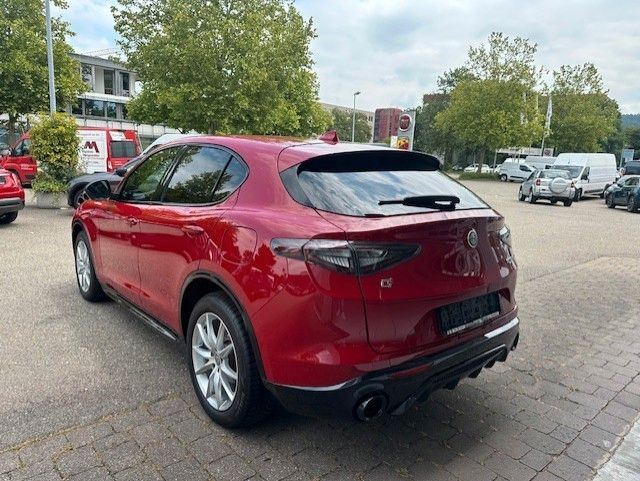 Alfa Romeo Stelvio 2023