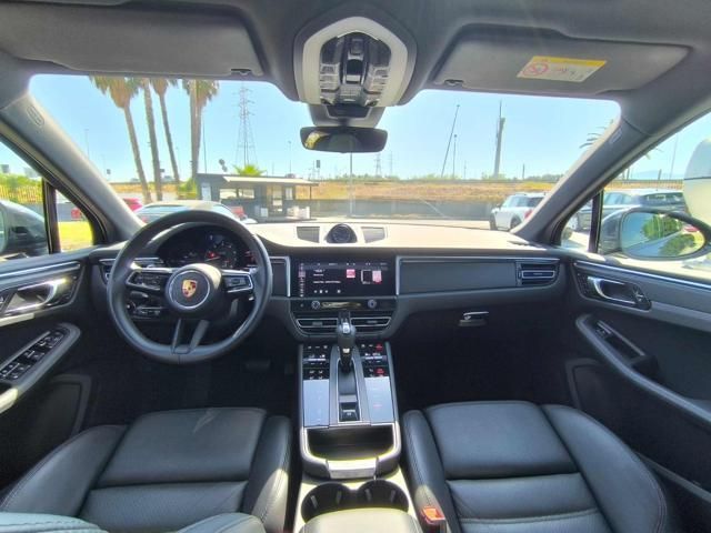 Porsche Macan 2022