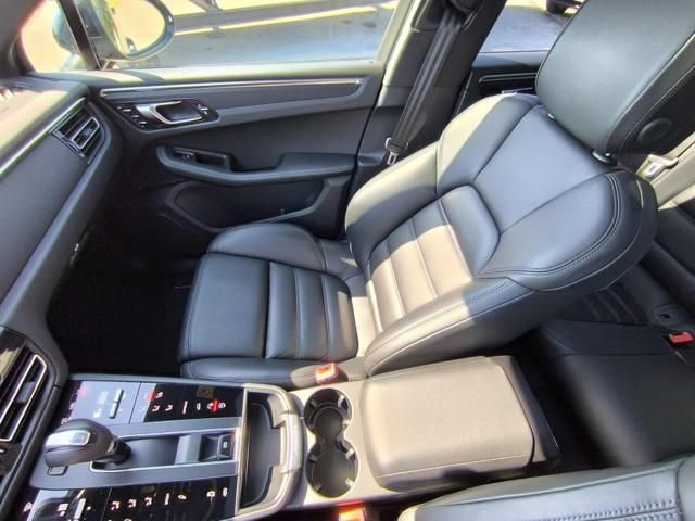 Porsche Macan 2022