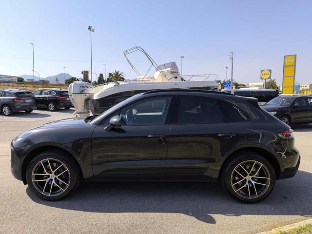 Porsche Macan 2022