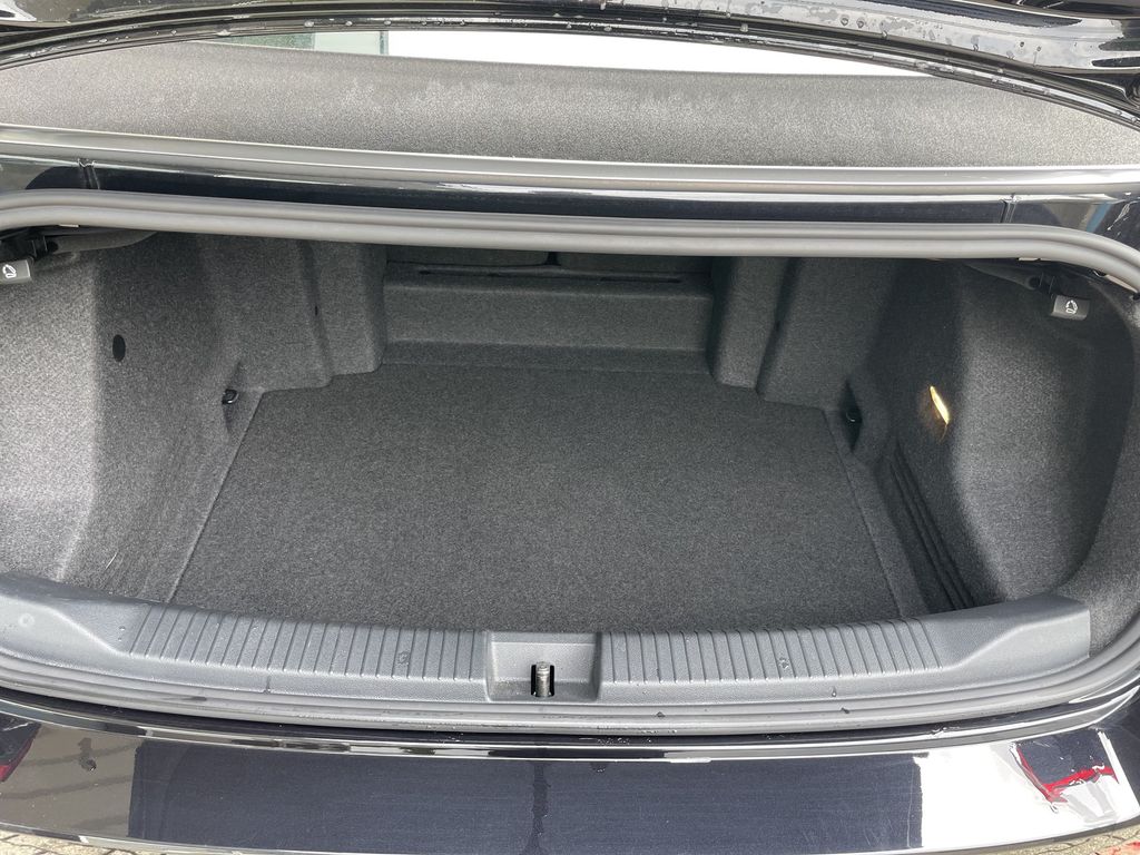 Volkswagen T-Roc 2024