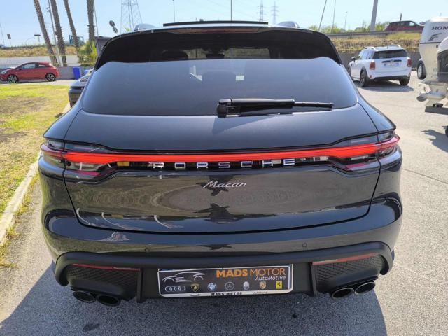 Porsche Macan 2022