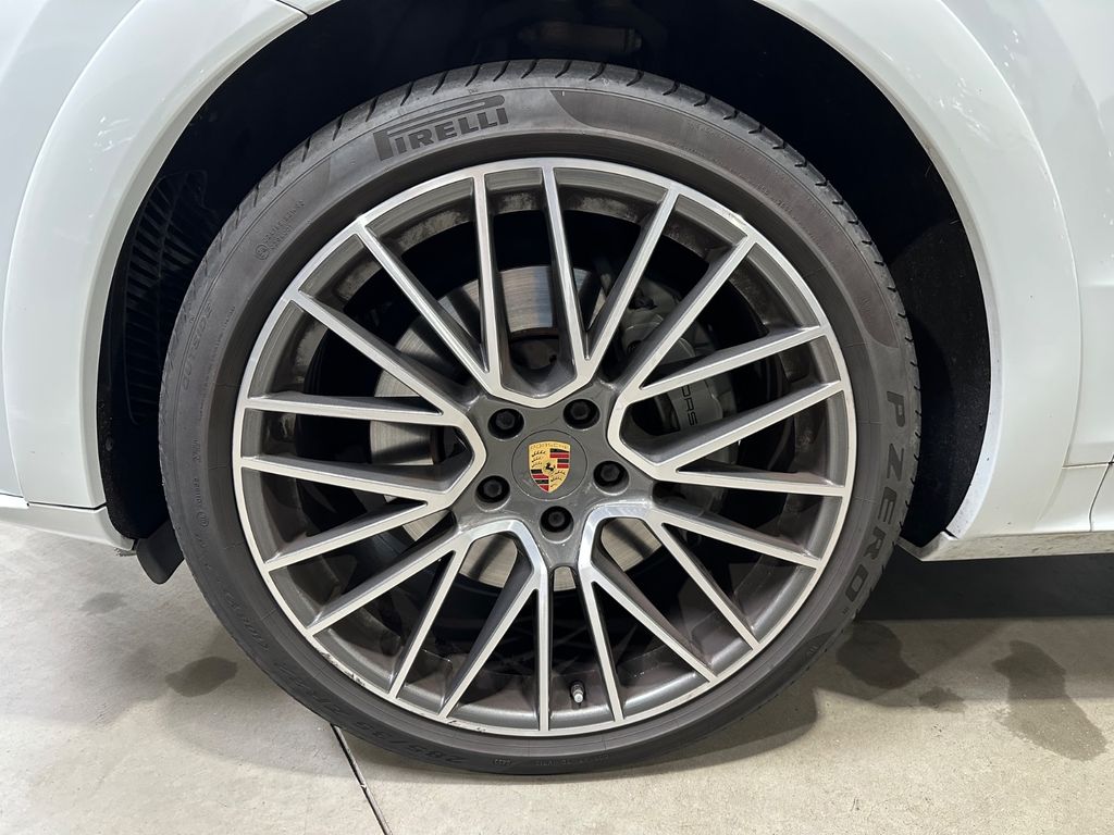 Porsche Cayenne 2020