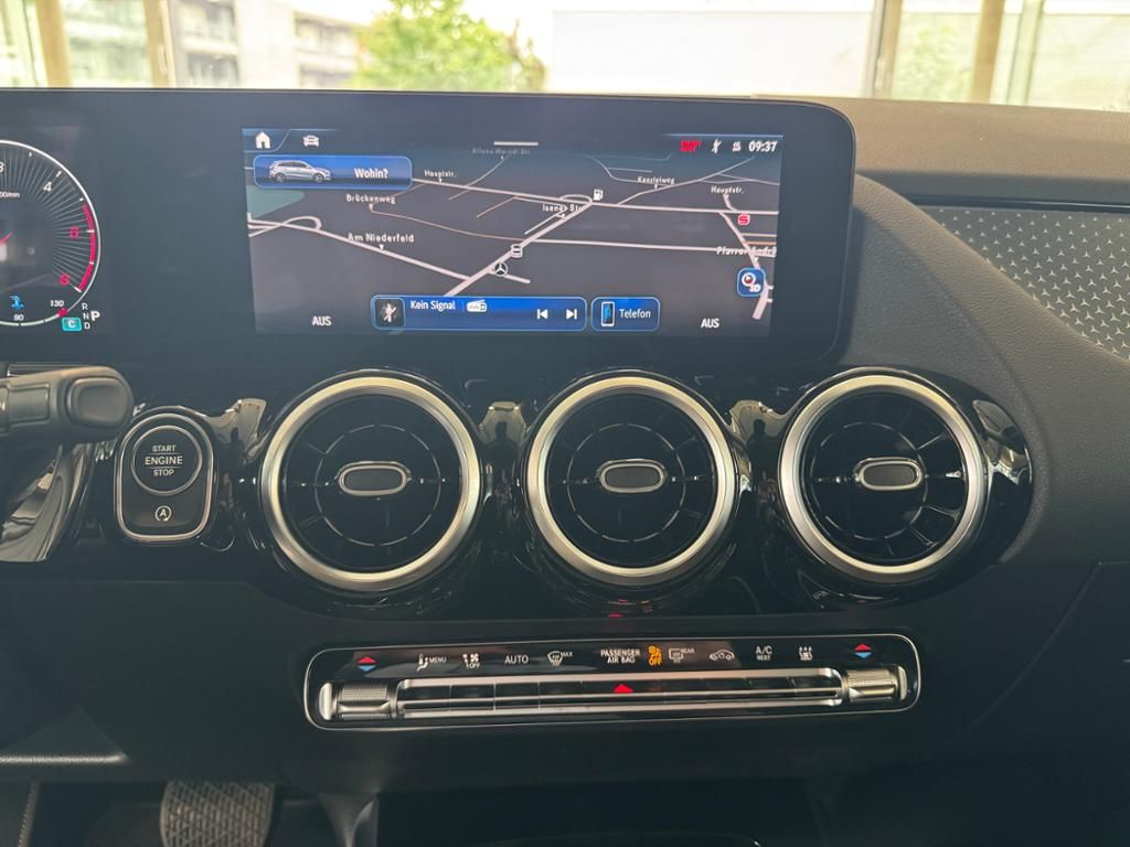 Mercedes-Benz B 220 2024