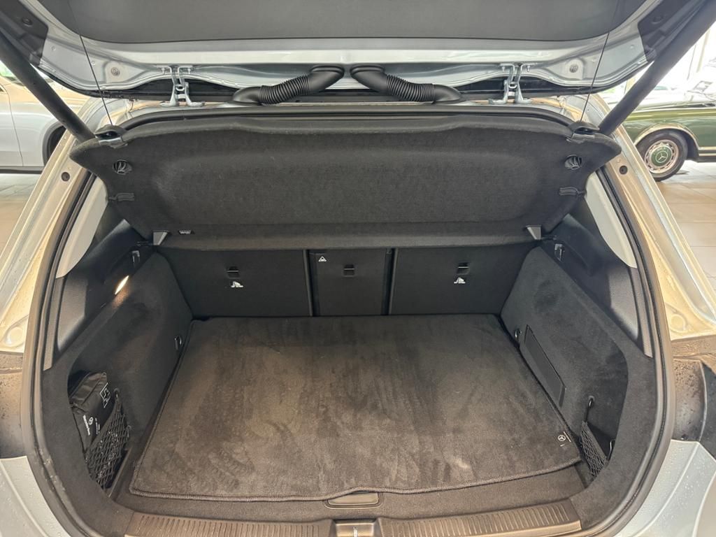 Mercedes-Benz B 220 2024