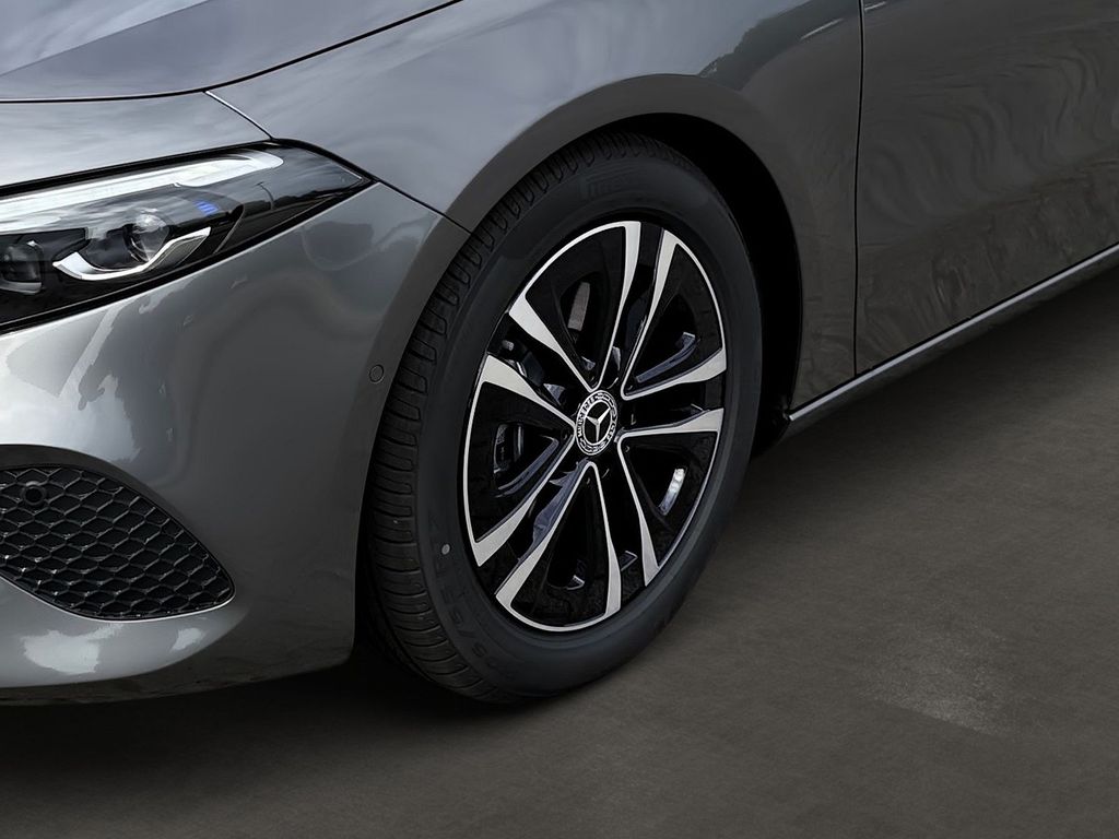 Mercedes-Benz A 200 2025