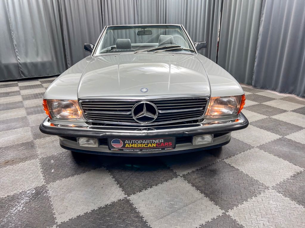 Mercedes-Benz SL 560 1987