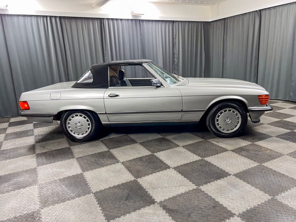 Mercedes-Benz SL 560 1987
