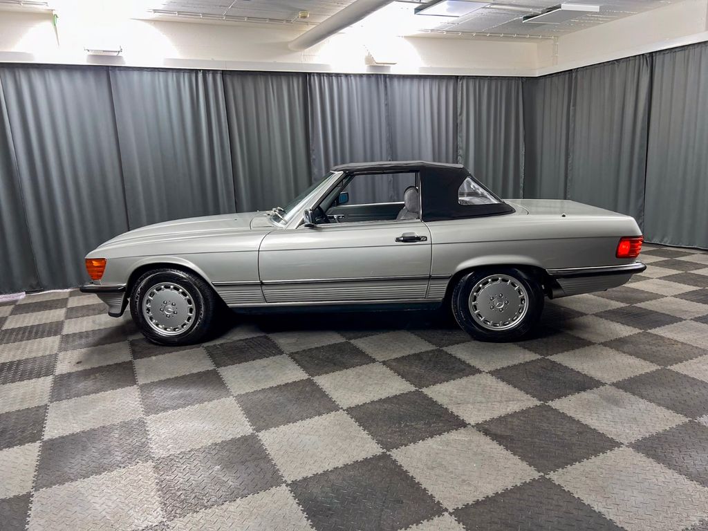 Mercedes-Benz SL 560 1987
