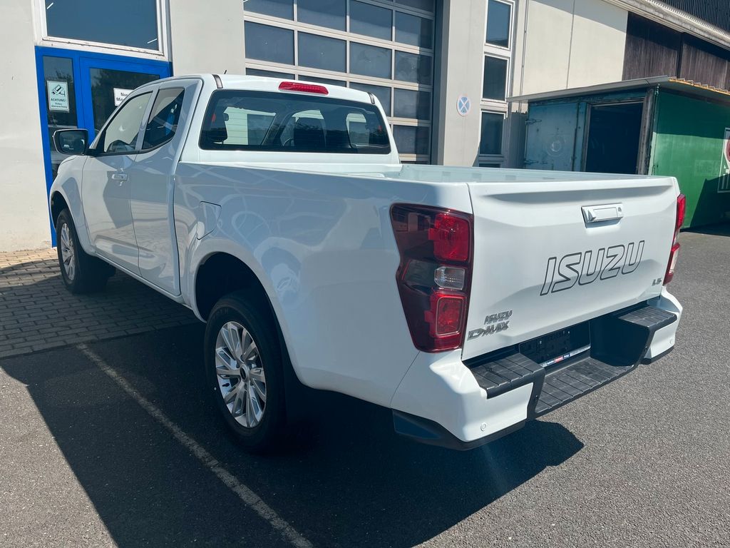 Isuzu D-Max