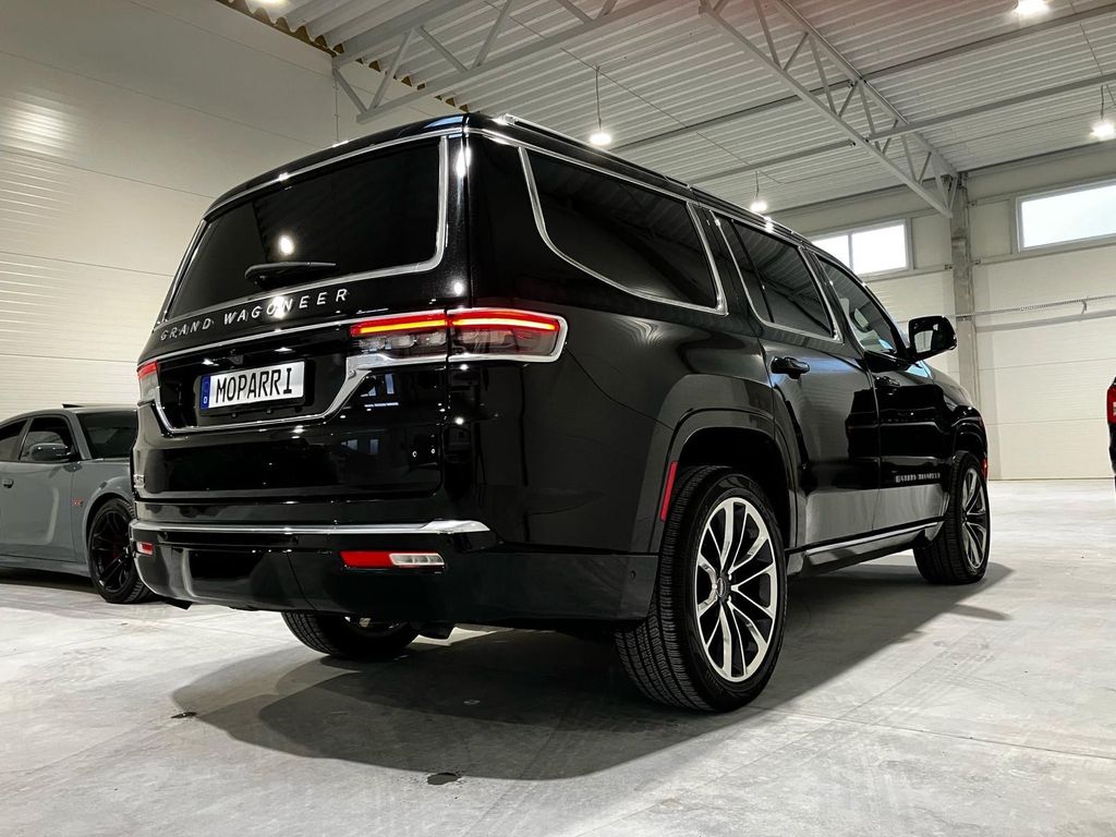 Jeep Wagoneer 2023