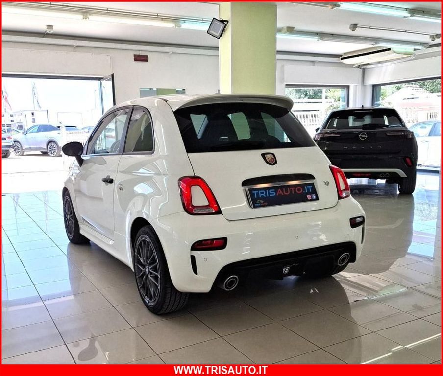 Abarth 595 2024
