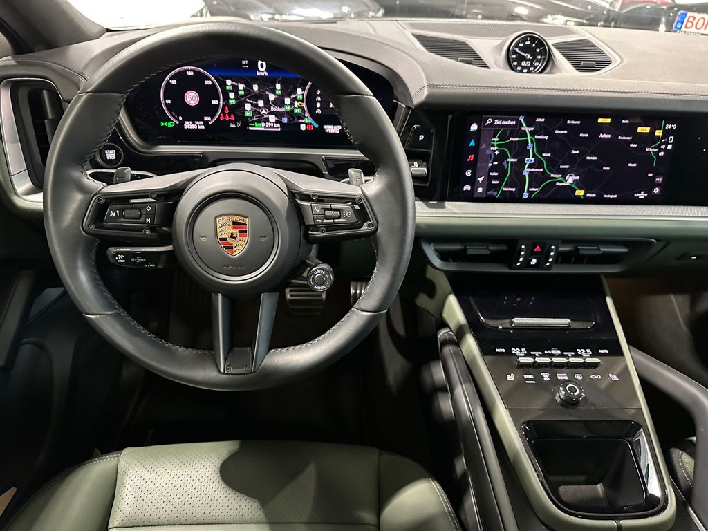 Porsche Cayenne 2024