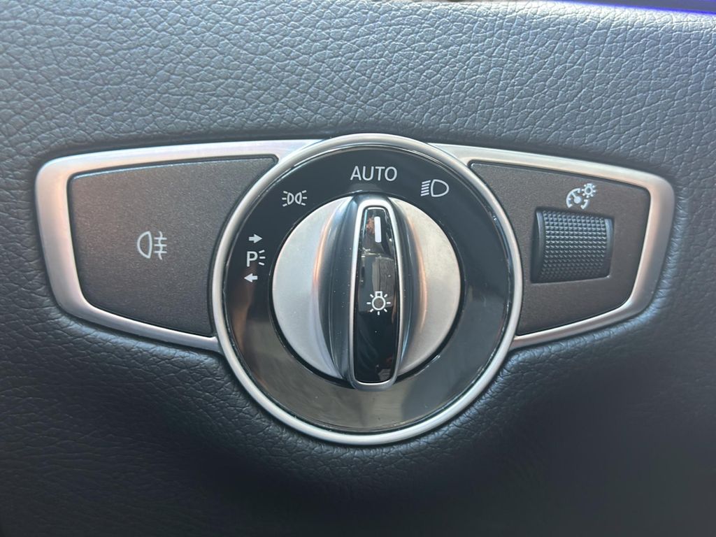 Mercedes-Benz E 300 2022