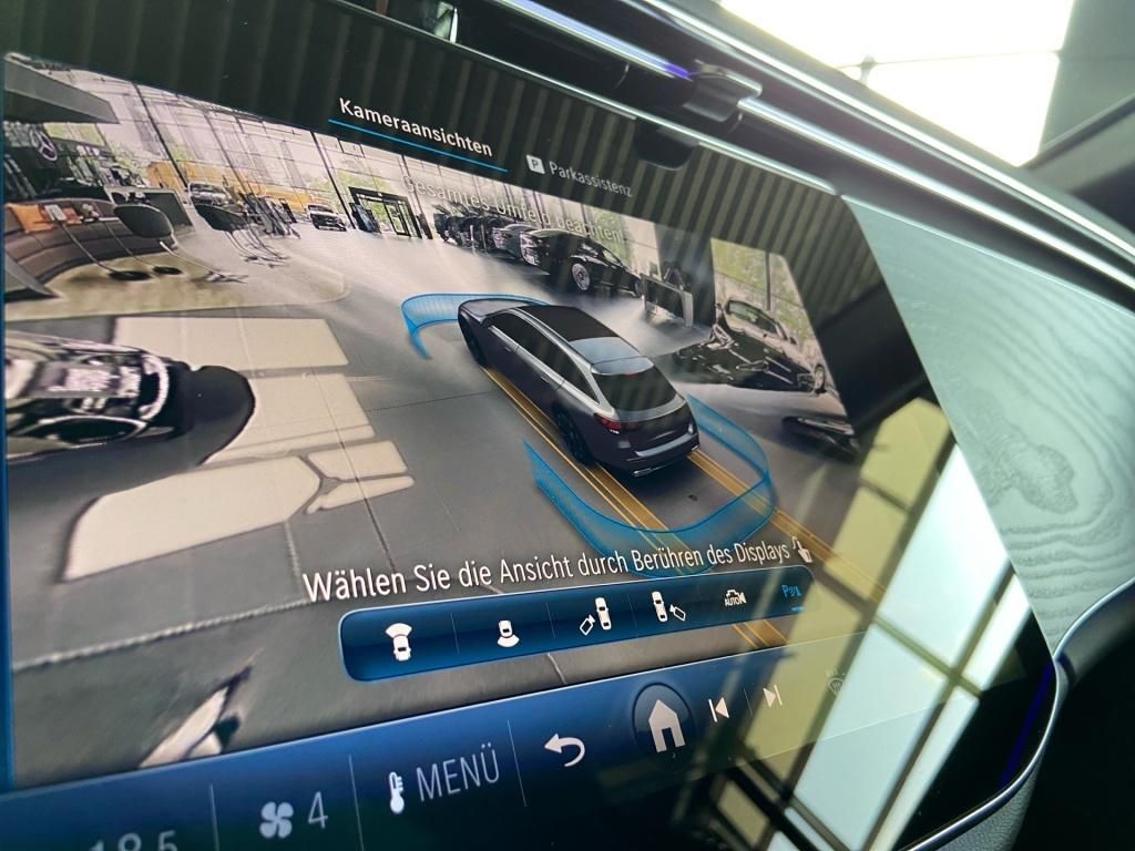 Mercedes-Benz E 300 2025