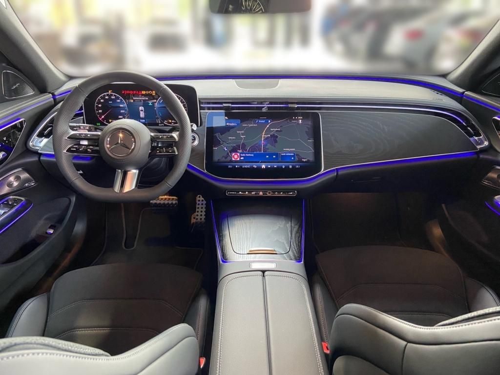 Mercedes-Benz E 300 2025