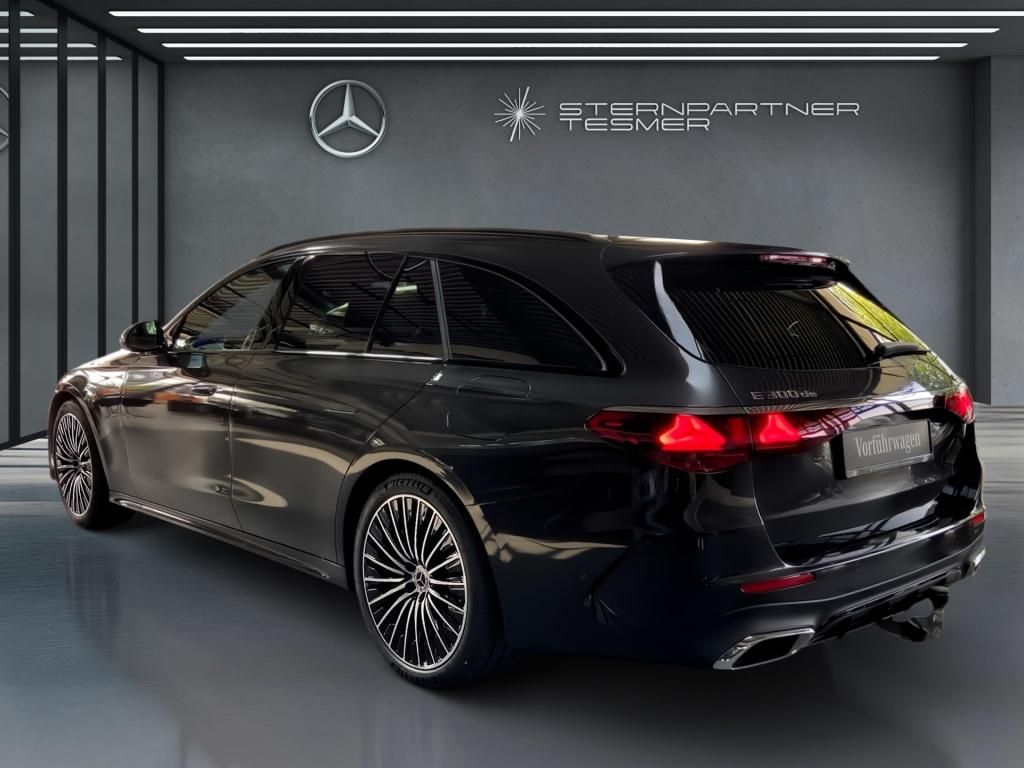 Mercedes-Benz E 300 2025