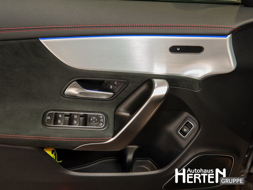 Mercedes-Benz CLA 35 AMG Shooting Brake 2024
