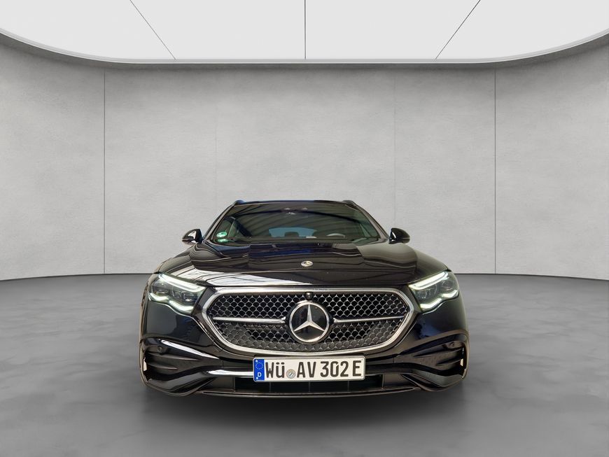 Mercedes-Benz E 300 2025