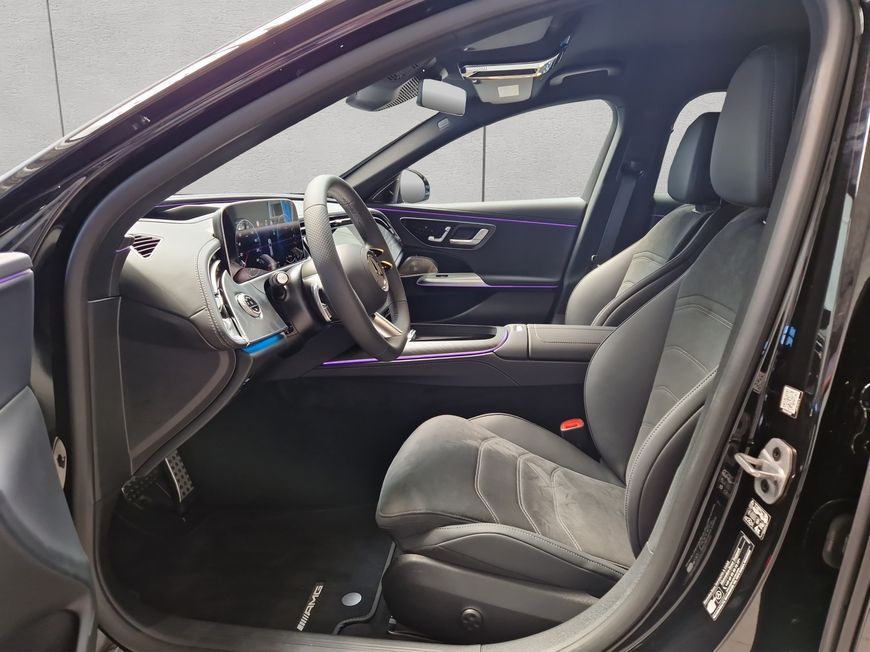 Mercedes-Benz E 300 2025