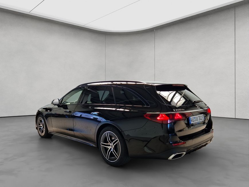 Mercedes-Benz E 300 2025