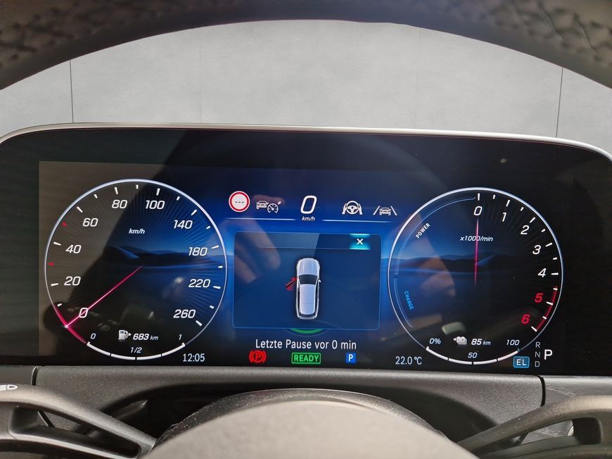 Mercedes-Benz E 300 2025